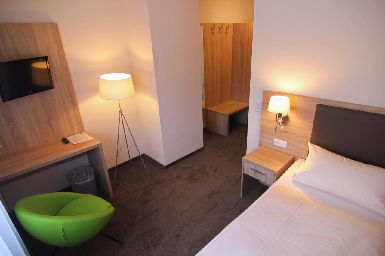 Hotel Sunny Side Up Dauchingen Exterior foto