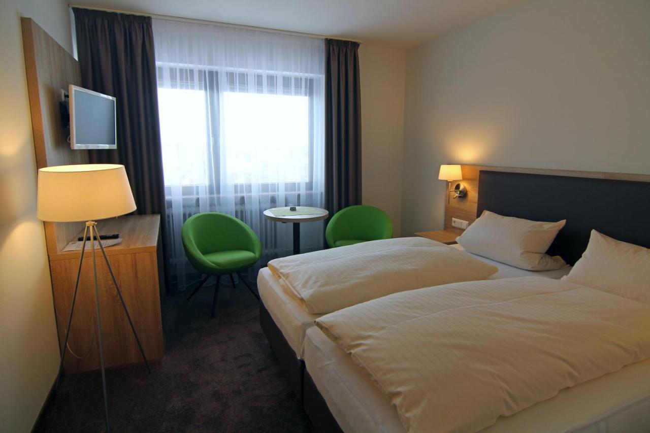 Hotel Sunny Side Up Dauchingen Exterior foto