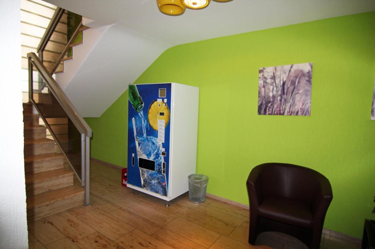 Hotel Sunny Side Up Dauchingen Exterior foto